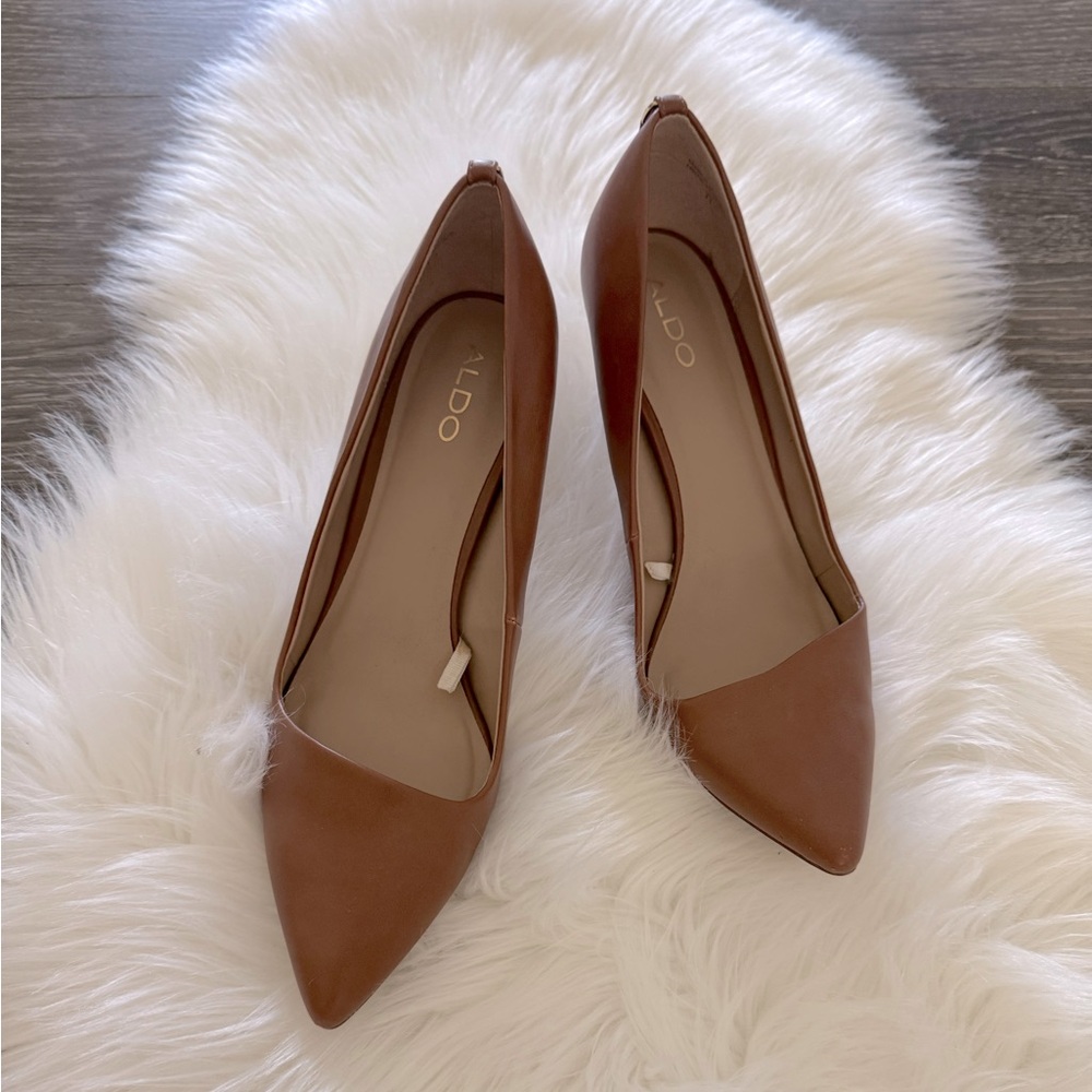 Aldo Leather Camel Heels Size 11